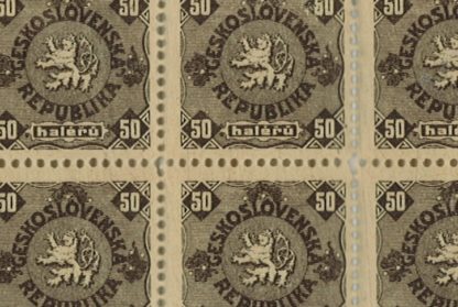 100x kolek 50 h 1919 k označení prvních československých bankovek (nerozstříhaný arch s původním lepem) - vzácné