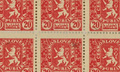 100x padělaný kolek 20 h 1919 k označení prvních československých bankovek (nerozstříhaný arch s původním lepem) - vzácné